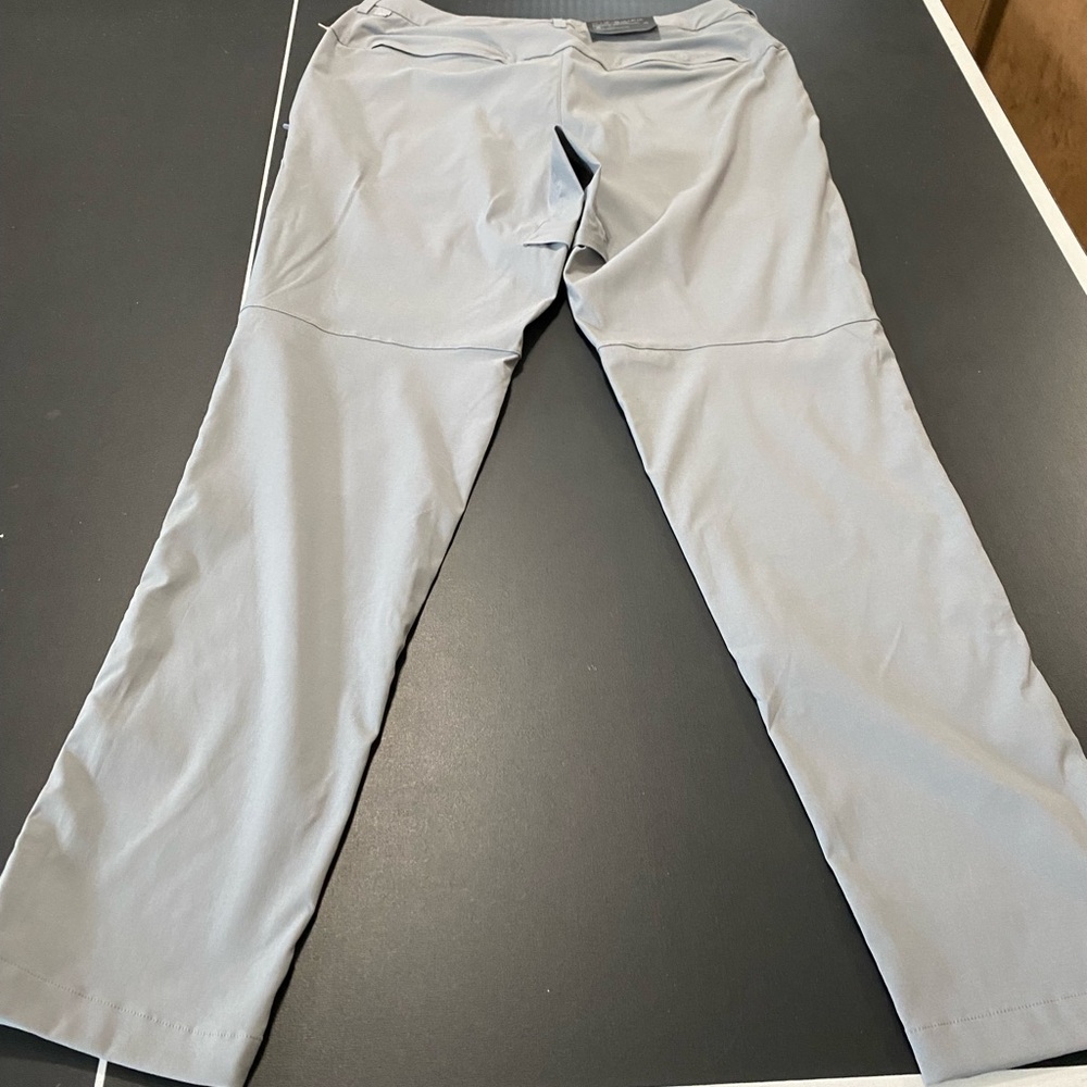 Lululemon Commission Golf Pants - New with Tags - Picture 4 of 4